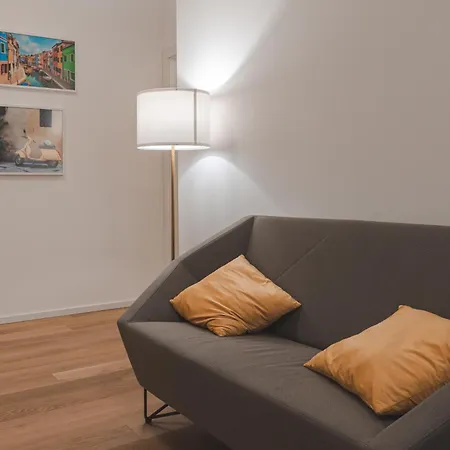Apartment Stylish In The Center Of - Station - Wifi-netflix