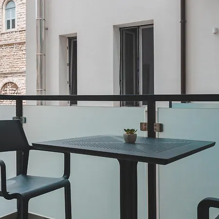 Stylish In The Center Of - Station - Wifi-netflix And Sky X Apartment