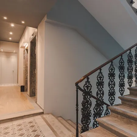 Apartment Stylish In The Center Of - Station - Wifi-netflix And Sky X